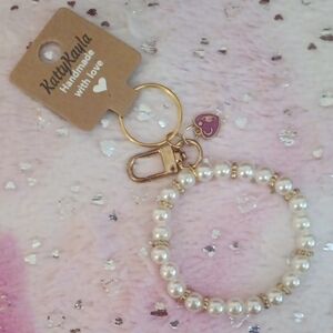 Pearl Keychain Bracelet